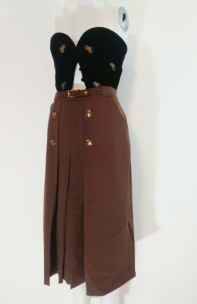 SOLD 🥰 Vintage GUCCI wool skirt - Picture 2 of 8